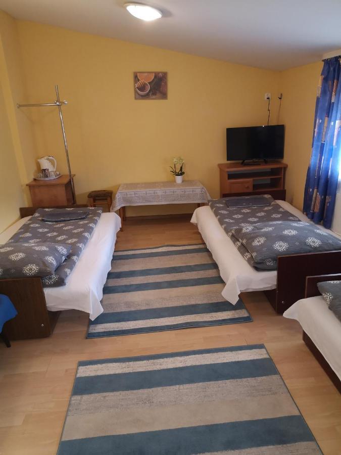 Zajazd Lesny Tuszyn Camera foto